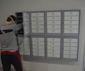 КАК УСТАНОВИТЬ ПОЧТОВЫЙ ЯЩИК НА СТЕНУ В ПОДЪЕЗДЕ?